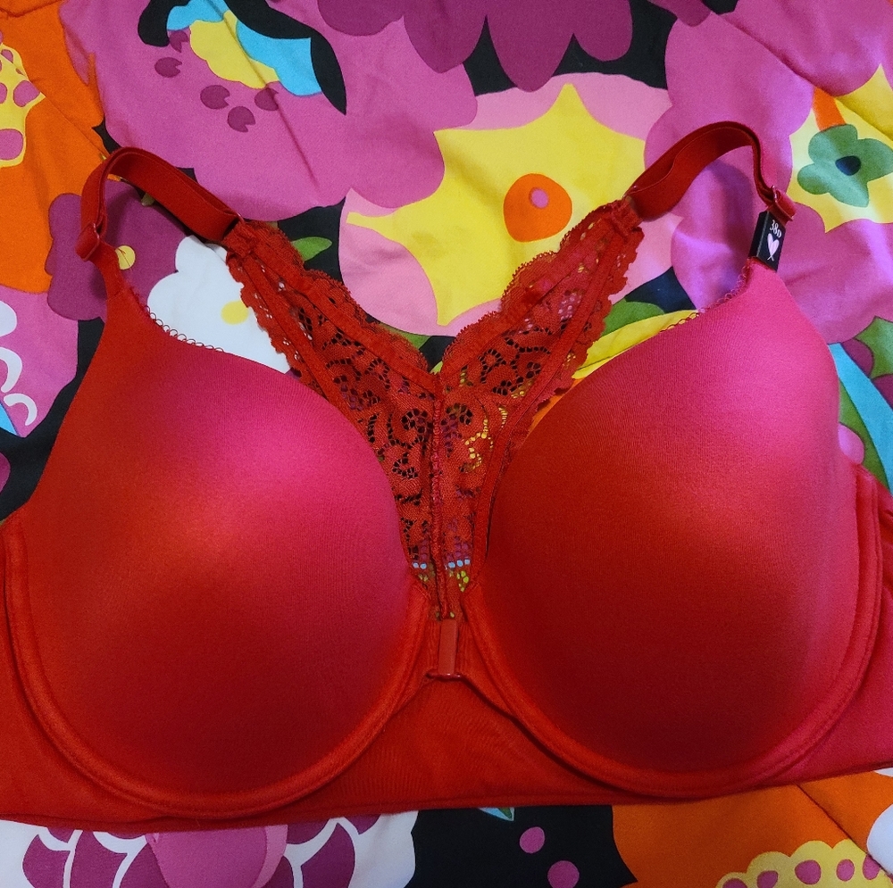 Bra 38D